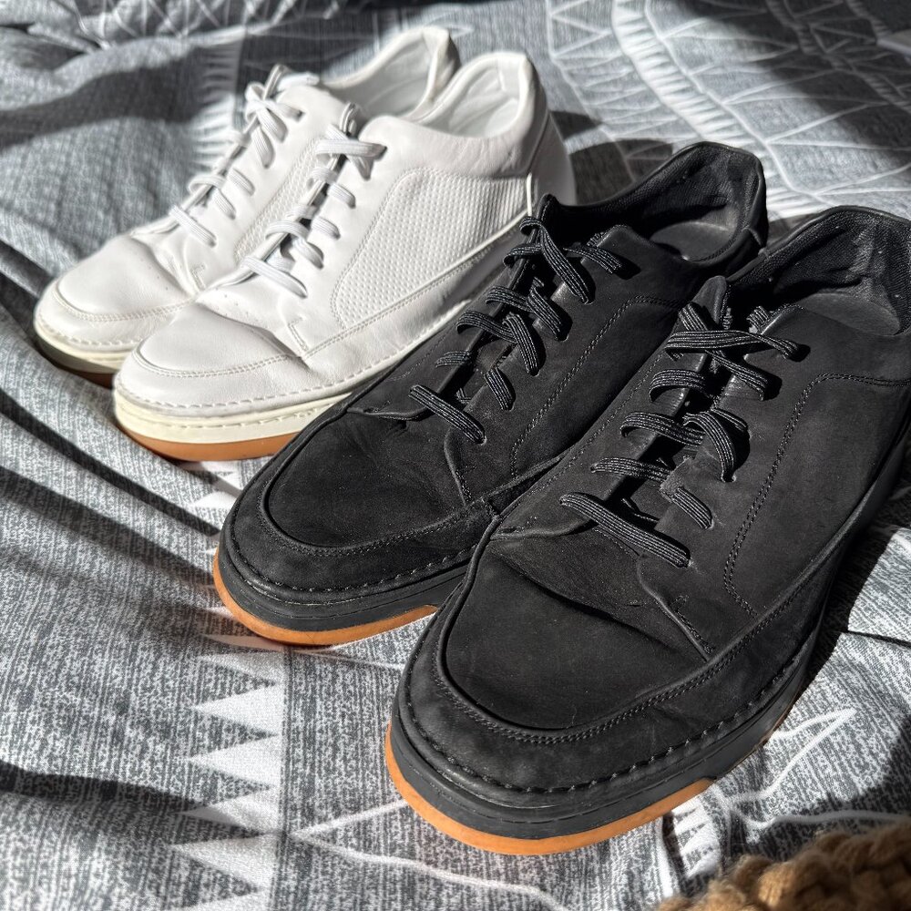 CALTO Sneakers – M11.5 (Fit 12) – White Leather + Black Suede Add 2in Height